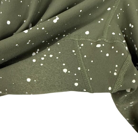 Torrid Leggings Women's Plus 3 Happy Camper High Rise Pockets Cropped Green - Picture 7 of 14